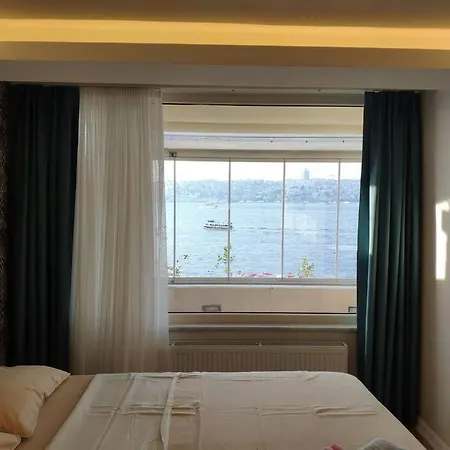 Vakantiehuis Makeyoufeellike 'a Vacation Ind Island!' Sea View! Istanboel